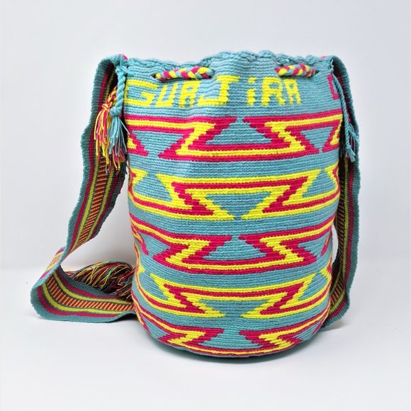 Wayuu Mochila Bag from Colombia, La Guajira - Picture 2 of 5